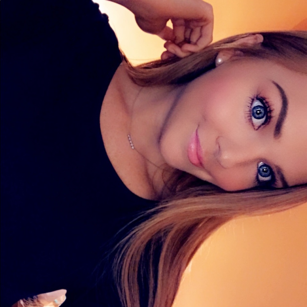 Meet your Posher, Allison